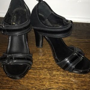 Black bang heels with ankle tie